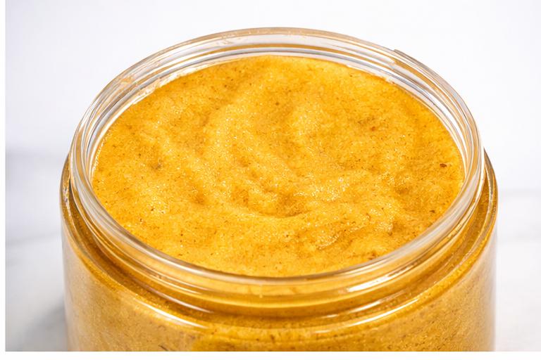 Malika, Golden Turmeric Glow Body Scrub